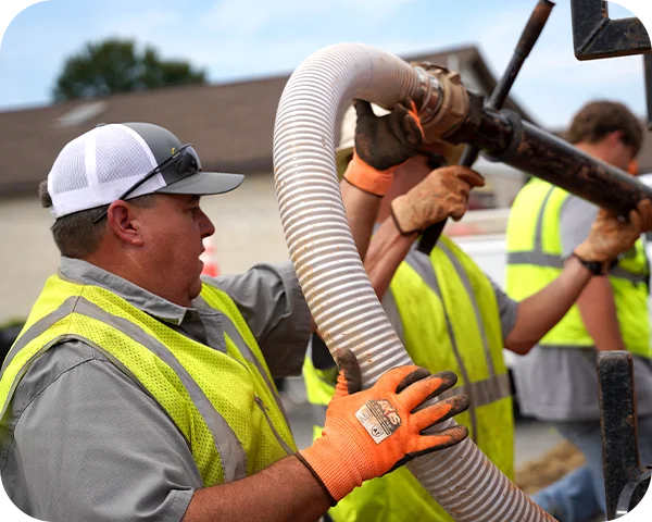 Comporium team placing fiber internet
